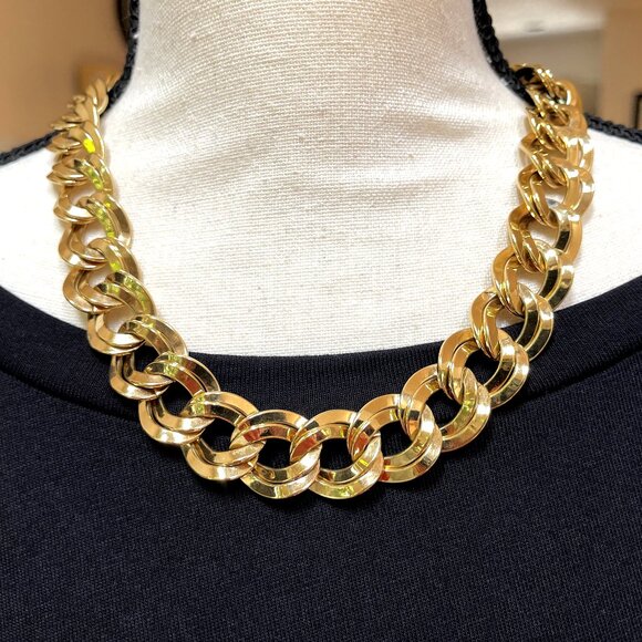 Vintage MONET Cuban Curb Double Chain Set Necklace Earrings Gold Tone Signed - Picture 2 of 10